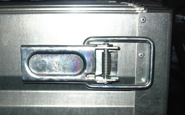 Zaczep burtowy ZB-07