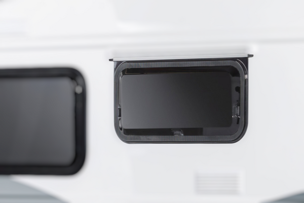 Szyba pojedyncza okna nadkuchennego 700 x 300 – grafit